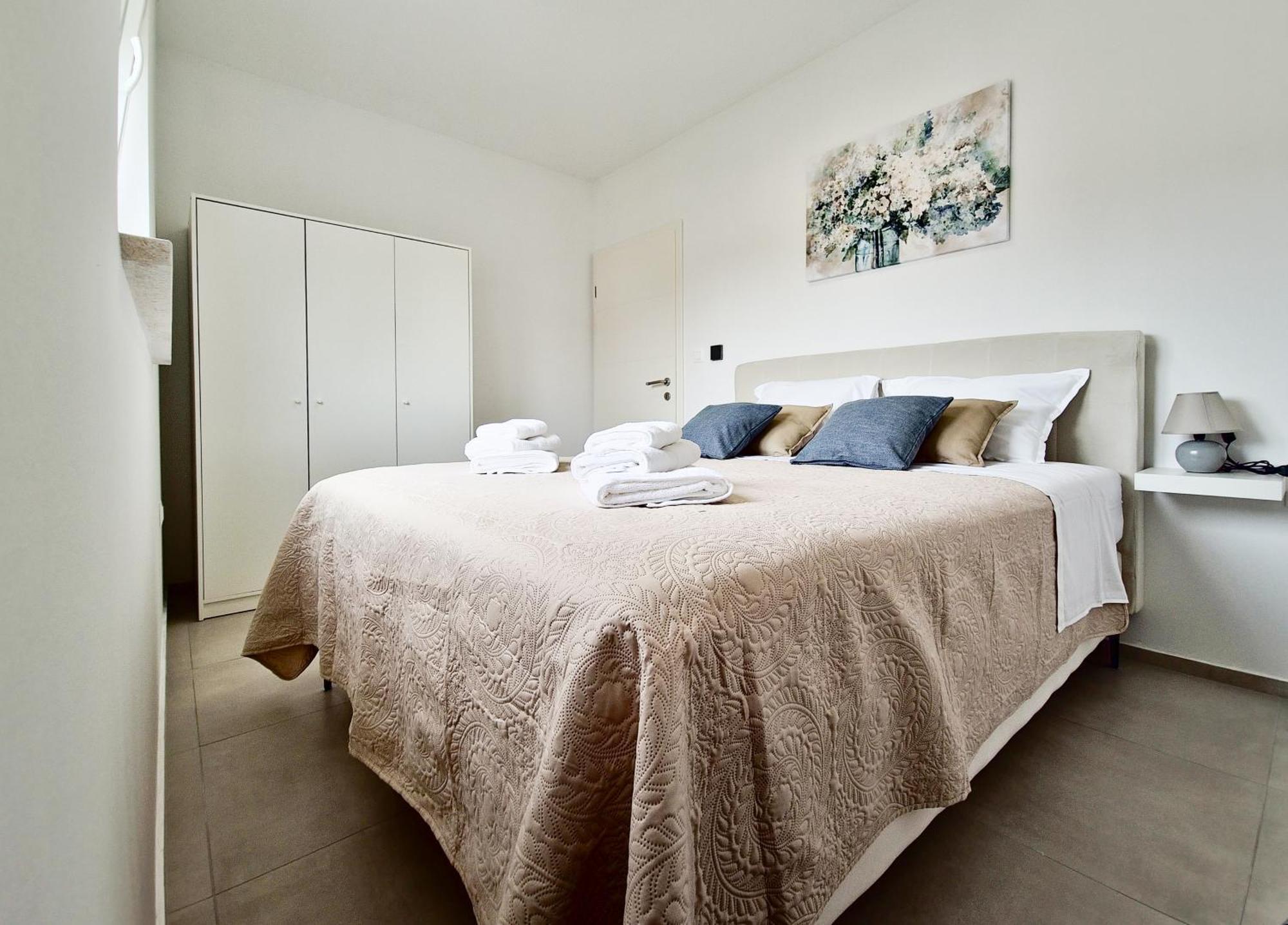 Apartments Laura & Nino Pula Ngoại thất bức ảnh